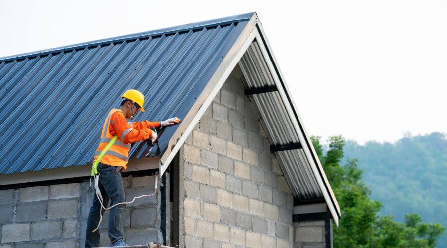 Professional Flat Roofing Installation in Malvern, OH